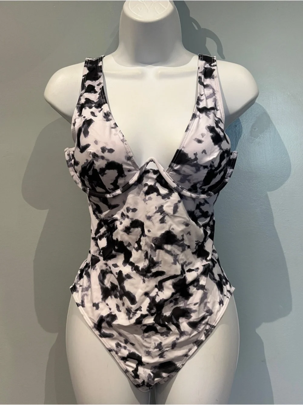 Black & White Marble Print One-Piece Swimsuit Medium NWOT